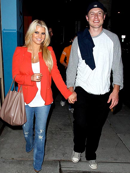 DINNER DATE photo | Eric Johnson, Jessica Simpson