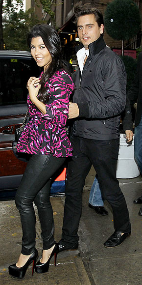 CONCERT photo | Kourtney Kardashian, Scott Disick