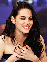 Cool Winter Nail Trends to Try Right Now! | Kristen Stewart