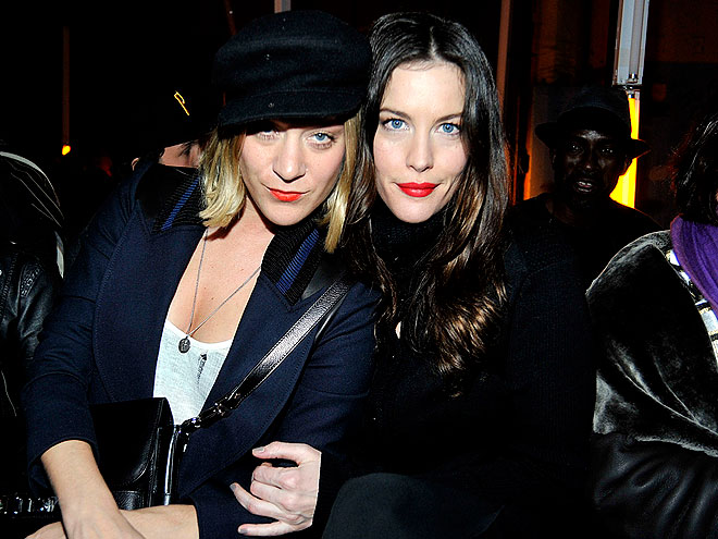 CHLOË SEVIGNY & LIV TYLER photo | Chloë Sevigny, Liv Tyler