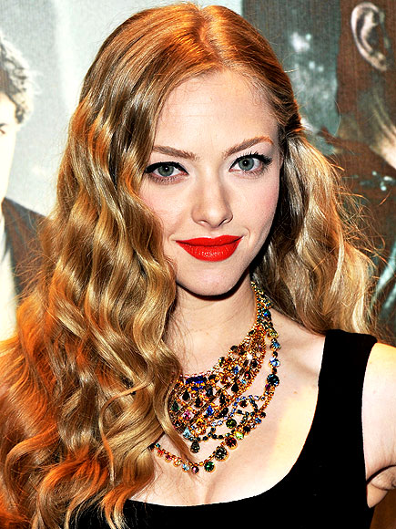 AMANDA SEYFRIED'S MAKEUP photo | Amanda Seyfried