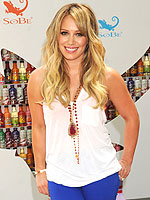 Star Looks for Less! | Hilary Duff