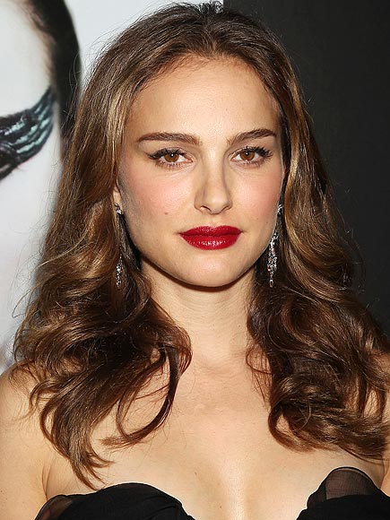 NATALIE PORTMAN'S HIGH-DRAMA LIPS photo | Natalie Portman
