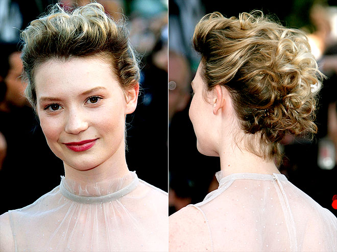 GET CLICKING photo | Mia Wasikowska