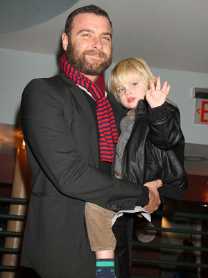 liev-schreiber-2-300x400.jpg