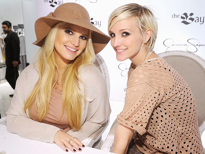 Which Simpson sister hankered for salted fruit during her pregnancy?