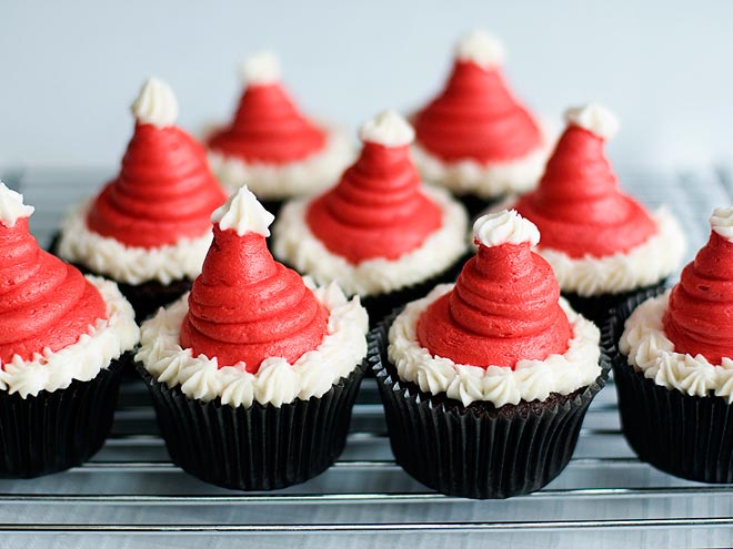 14 Cheerful (and Yummy!) Cupcakes for the Holiday