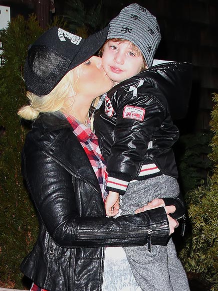 MAX BRATMAN photo | Christina Aguilera