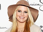 Jessica Simpson's Glam & Girlie Maternity Style