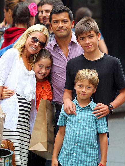 MICHAEL & LOLA CONSUELOS photo | Kelly Ripa