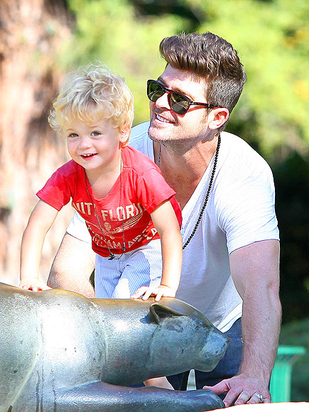ROBIN THICKE photo | Robin Thicke