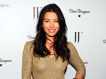 Jessica Biel Shows Off a Sparkling Engagement Ring at Chateau Marmont
