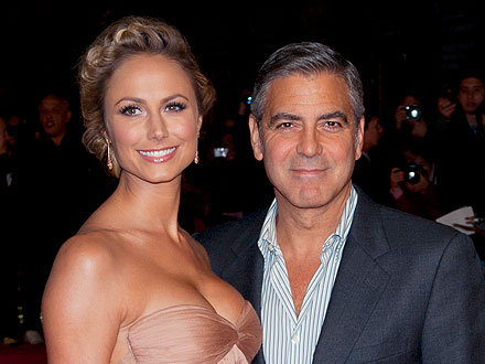 George Clooney and Stacy Keibler Share Pool Time – and PDA – in Cabo | George Clooney, Stacy Keibler