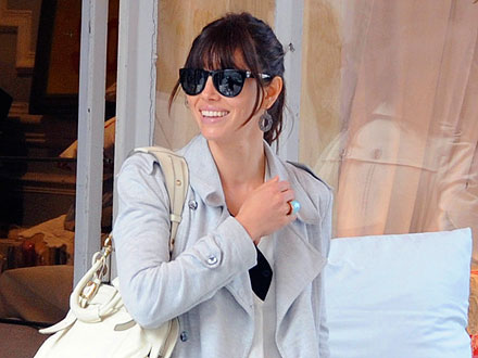 Jessica Biel Shops for Sexy Unmentionables