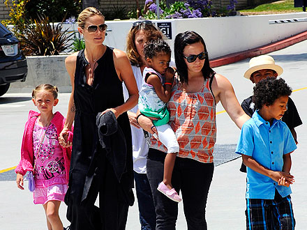 Heidi Klum Treats Her Kids to a Movie & M&Ms | Heidi Klum