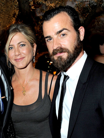 JUST FRIENDS? photo | Jennifer Aniston, Justin Theroux