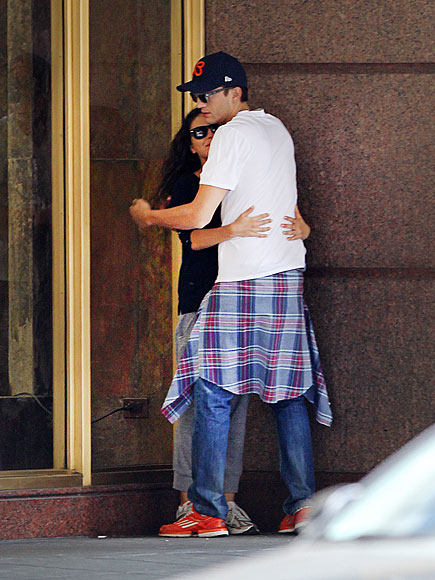 2. BABE IN A CORNER photo | Ashton Kutcher, Mila Kunis