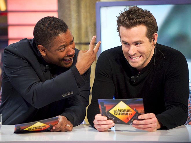 photo | Denzel Washington, Ryan Reynolds