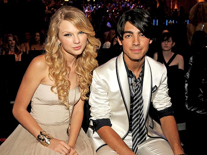  photo | Joe Jonas, Taylor Swift