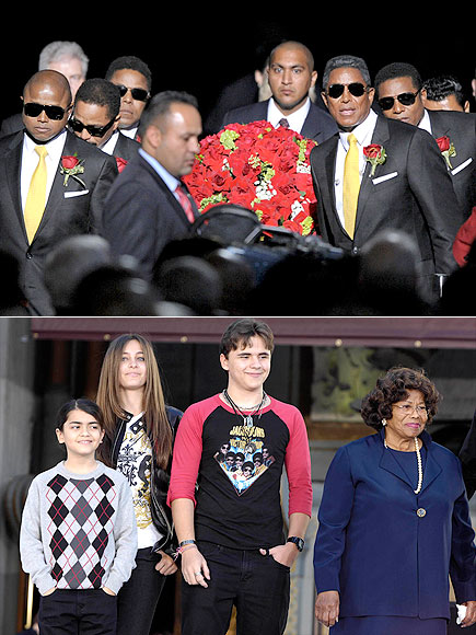1. JACKSON SIBLINGS CLAIM MICHAEL'S WILL IS FAKE photo | Michael Jackson