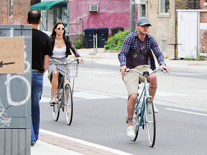BACK ON TRACK photo | Jessica Biel, Justin Timberlake
