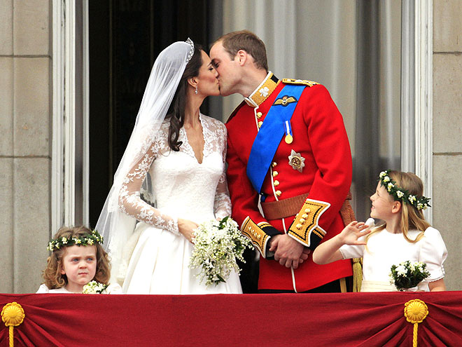 SEALED WITH A KISS photo | Kate Middleton, Prince William