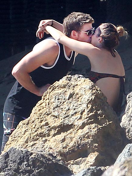 MALIBU photo | Liam Hemsworth, Miley Cyrus