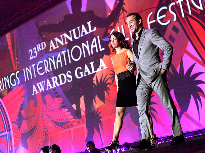STAGE PRESENCE
photo | Berenice Bejo, Jean Dujardin