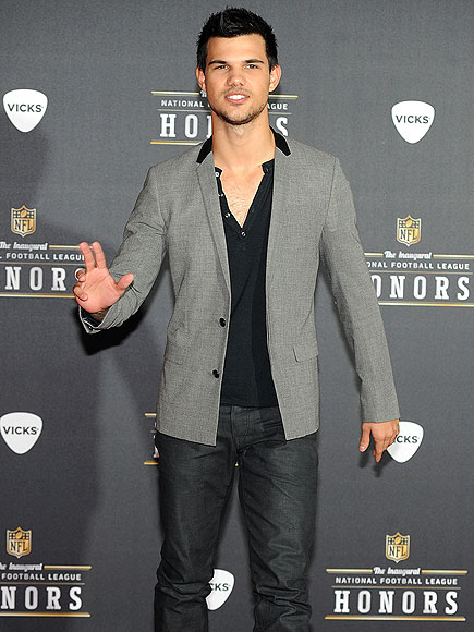 THE 'HI' LIFE
photo | Taylor Lautner