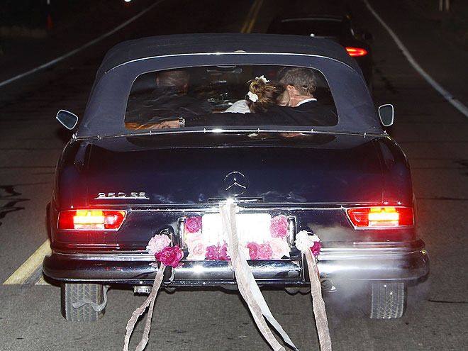 DREW & WILL 
 photo | Drew Barrymore