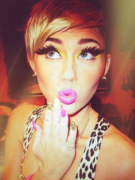 Miley Cyrus's Untamed Twitter Pics