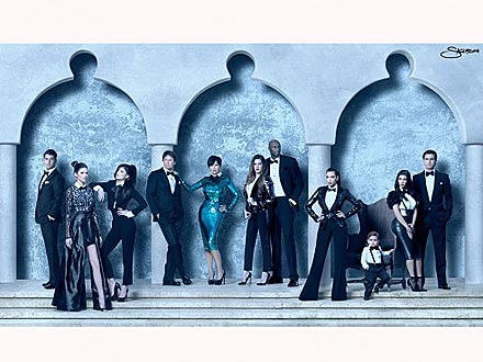 Kardashian Family Christmas Card – and Yes, It Comes in 3D!