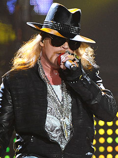 Axl Rose Declines Induction Into Rock and Roll Hall of Fame | Axl Rose