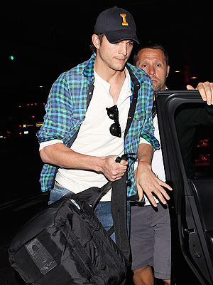 Ashton Kutcher Returns to Los Angeles from Brazil | Ashton Kutcher