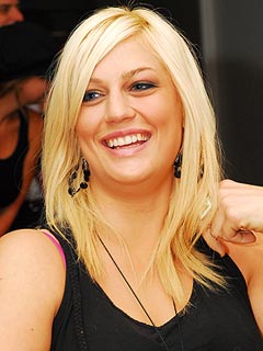 Inside Leslie Carter's Emotional Funeral