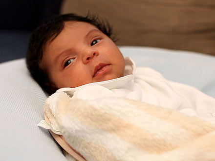 Beyoncé, Jay-Z Release Photos of Blue Ivy| Babies, Beyonce Knowles, Jay-Z