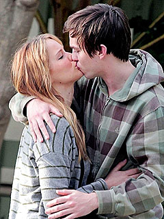 Hunger Games's Jennifer Lawrence Shares a Very Public Kiss with Her Beau | Jennifer Lawrence