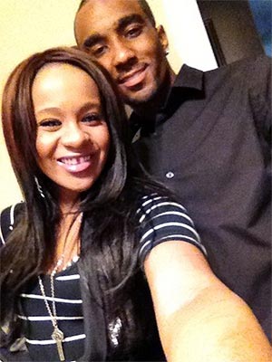 Whitney Houston's Daughter Bobbi Kristina & 'Adopted Son' Kiss in Public| Couples, Scandals & Feuds, Bobbi Kristina Brown, Whitney Houston