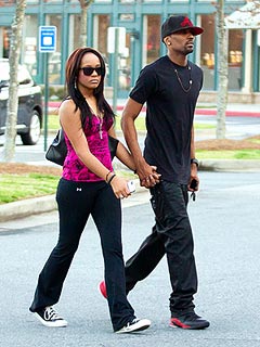 Bobbi Kristina & Whitney Houston's 'Adopted Son' Hold Hands, Kiss in Public | Bobbi Kristina Brown