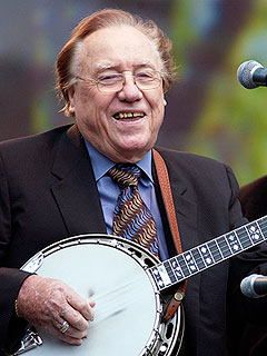 Bluegrass Legend Earl Scruggs Dies