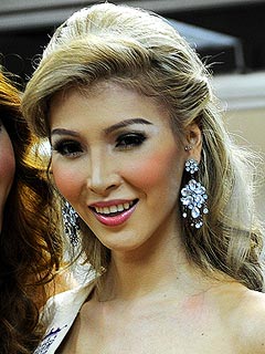 Transgender Beauty Queen Contestant 'Overwhelmed' by Support