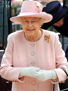 Queen Elizabeth Crashes Wedding in England