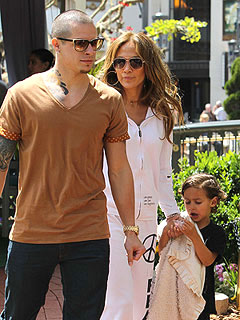 All About J.Lo's Hot Romance with Casper Smart | Casper Smart, Jennifer Lopez