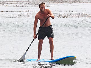 Shirtless Robert Pattinson Paddle Boards in Malibu | Robert Pattinson