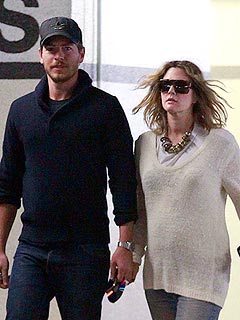 Drew Barrymore & Fiancé Make Time for Wine in Nantucket | Drew Barrymore