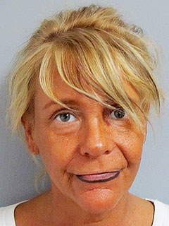 Mother Pleads Not Guilty to Taking Daughter, 6, into Tanning Bed