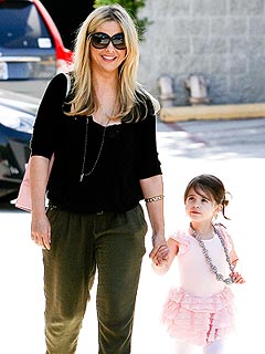 Can You See Sarah Michelle Gellar's Baby Bump? | Sarah Michelle Gellar