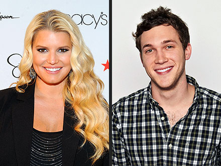 American Idol Finale: Jessica Simpson Roots for Phillip Phillips
