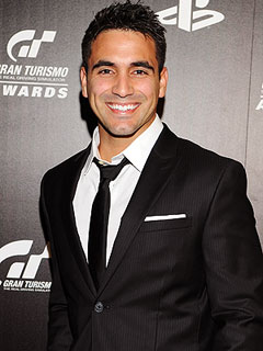 Do You Want Ali Fedotowsky's Ex Roberto to Be the Bachelor? | Roberto Martinez