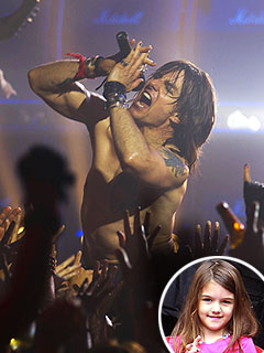 Suri 'Taken Aback' by Seeing Tom Cruise in Eyeliner | Tom Cruise